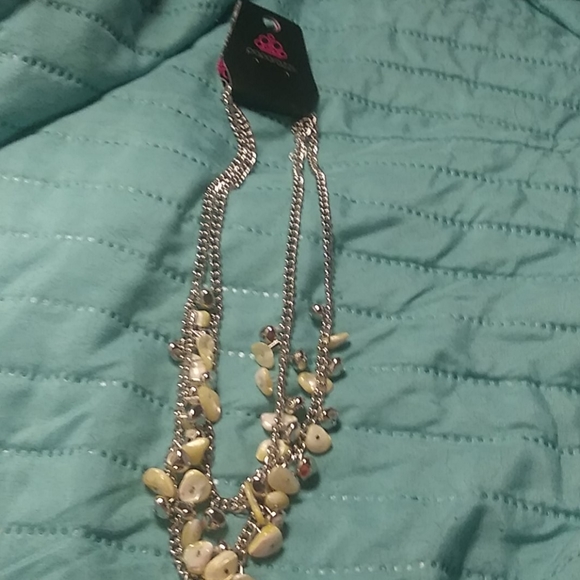 Necklace - Picture 3 of 16